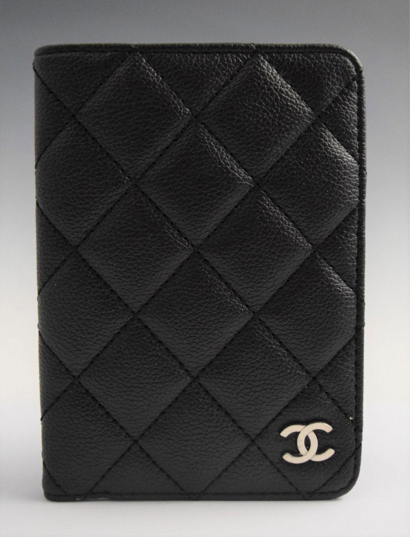 Chanel VIP Card Holder (1 of 5)