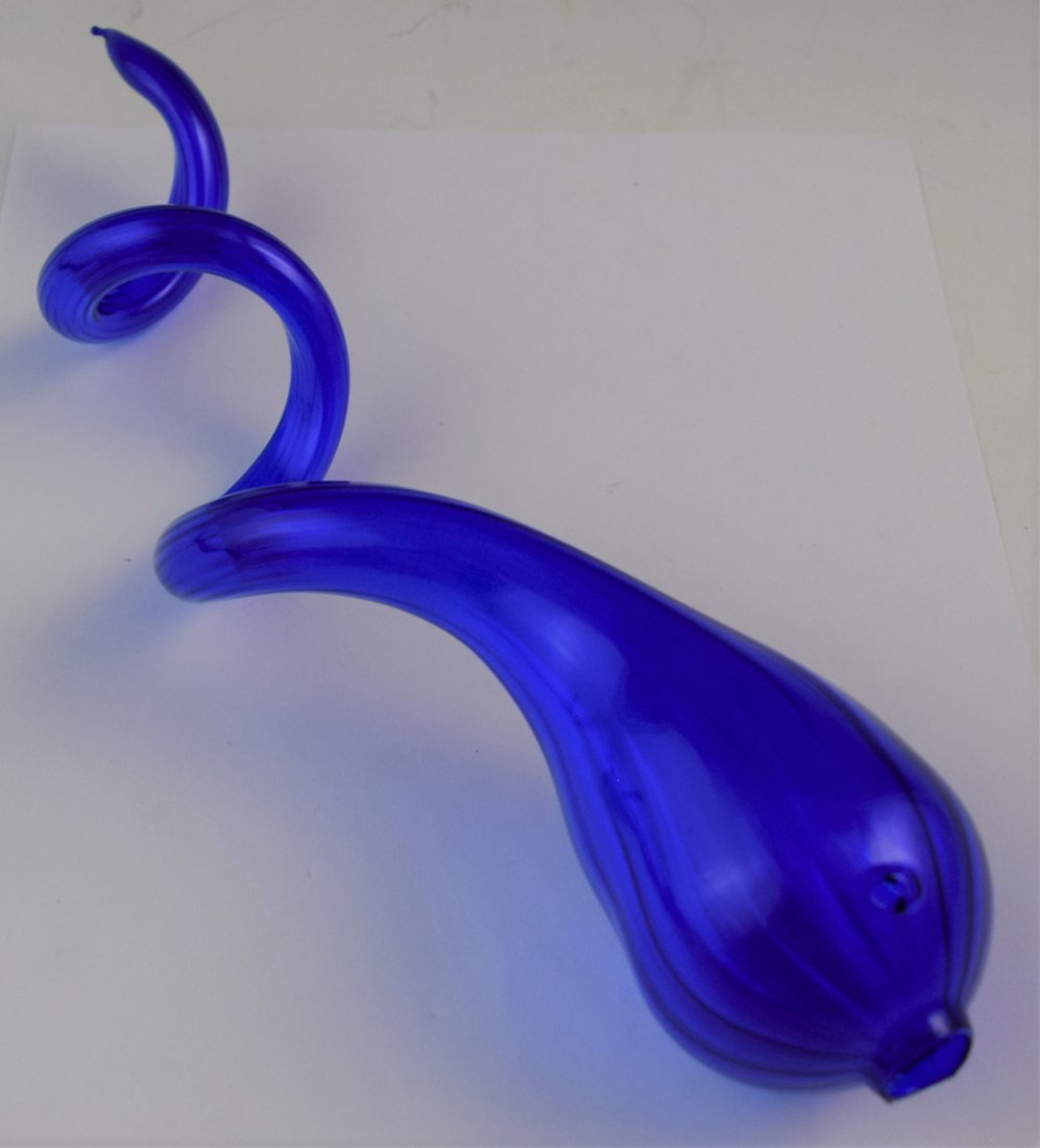 Attributed to Dale Chihuly Chandelier Blown Glass: ATTRIBUTED TO DALE CHIHULY (AMERICAN) Blown glass for chandelier 12" length