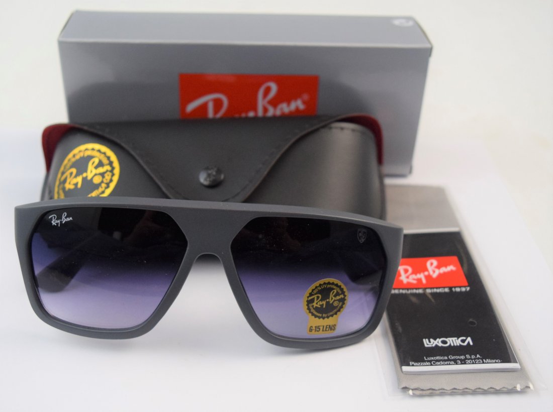 Ray-Ban Scuderia Ferrari Gray Sunglasses (Brand New) (1 of 5)