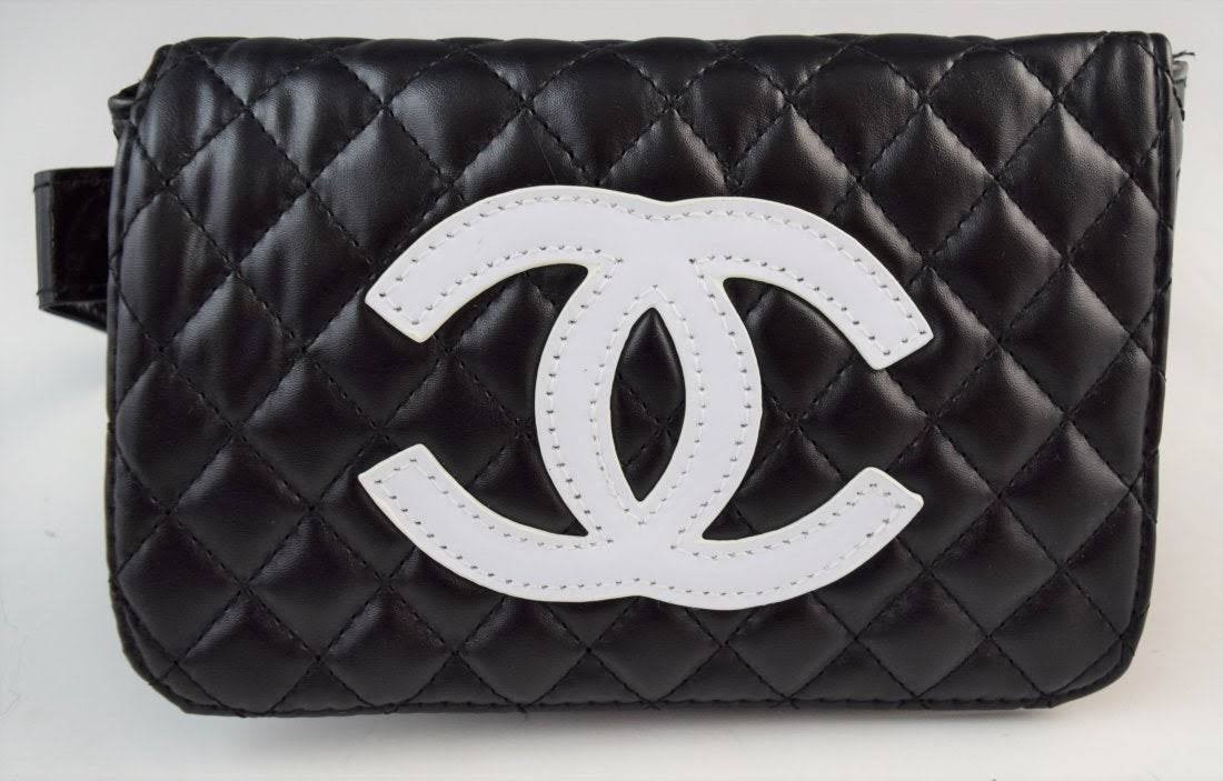 Chanel VIP Crossbody Handbag (1 of 3)