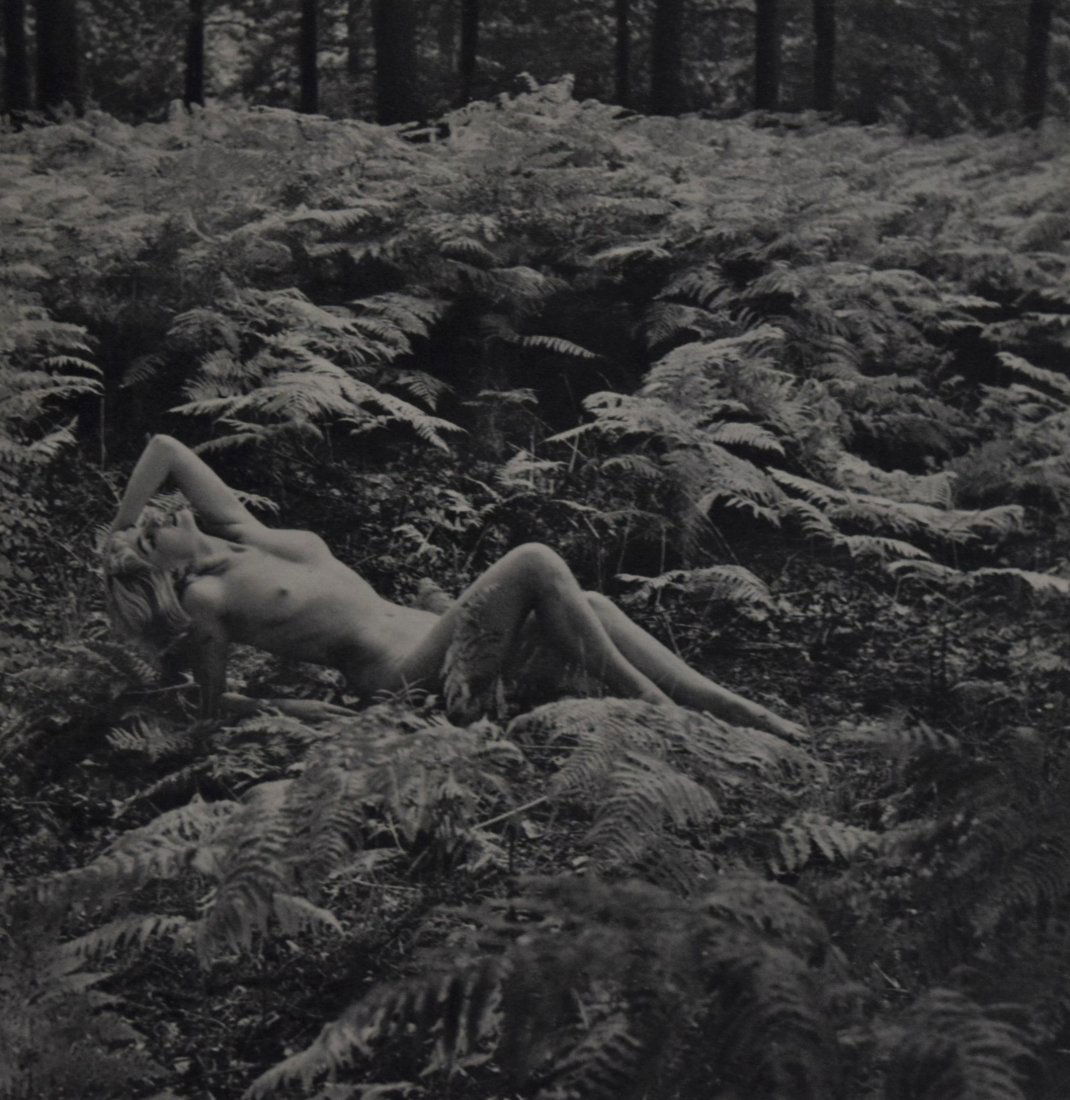 Lucien Lorelle - Nude: LUCIEN LORELLE (1894-1968) Nude Sheet-fed gravure, c.1950's Printed in France 7 1/2" x 7 1/2"