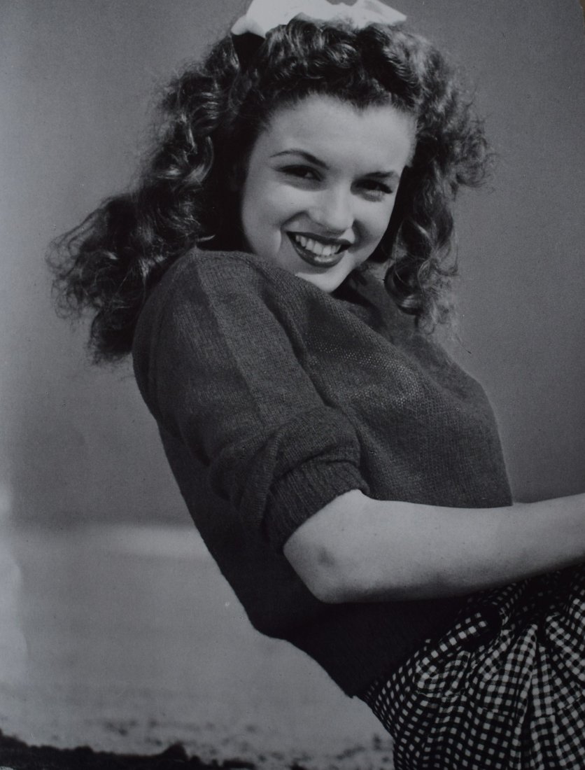 Andre de Dienes - Marilyn Monroe: ANDRE DE DIENES (1913-1985) Marilyn Monroe Photogravure c.1985 Printed in America 12" x 9 1/2"