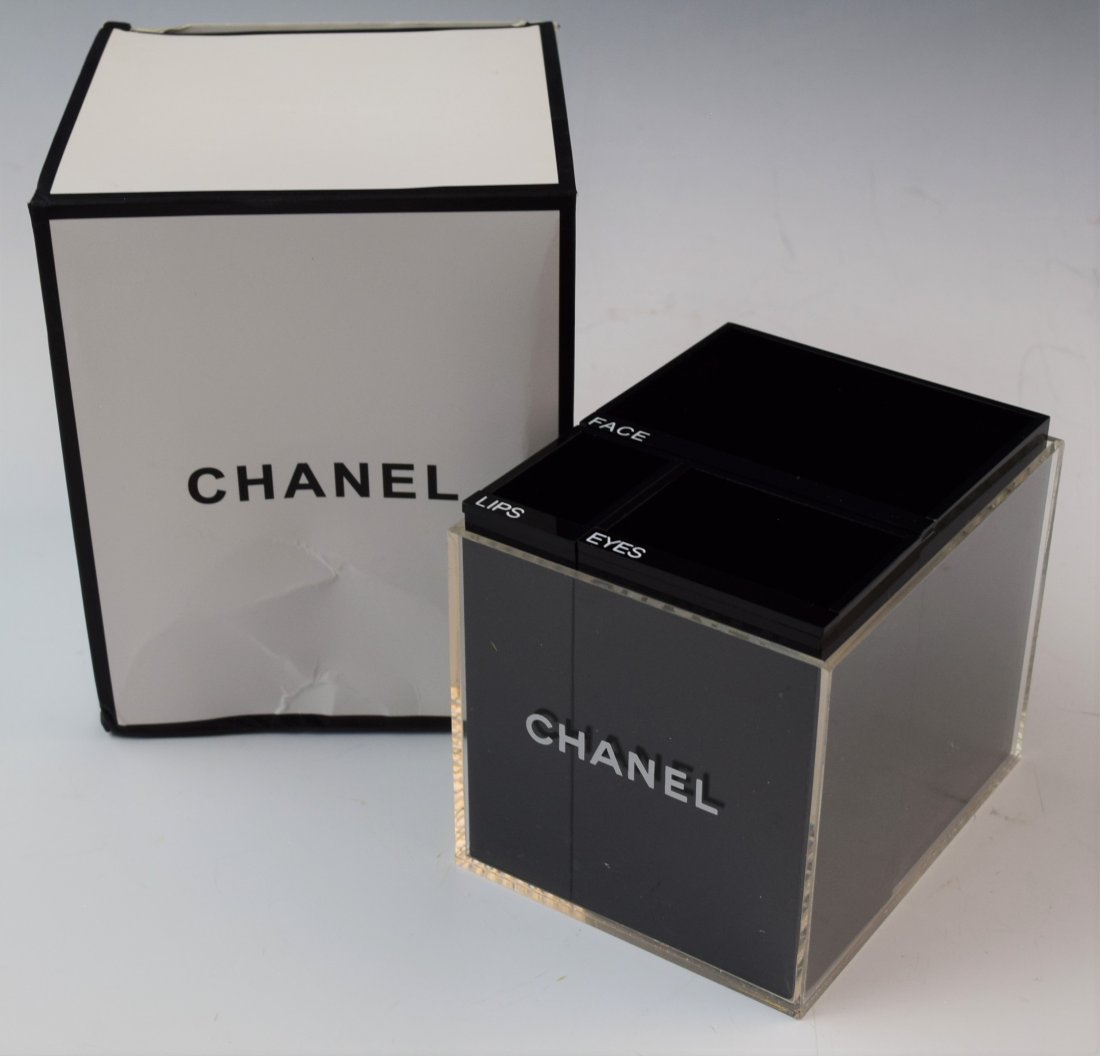 Chanel Make-Up Display (w/box) (1 of 3)