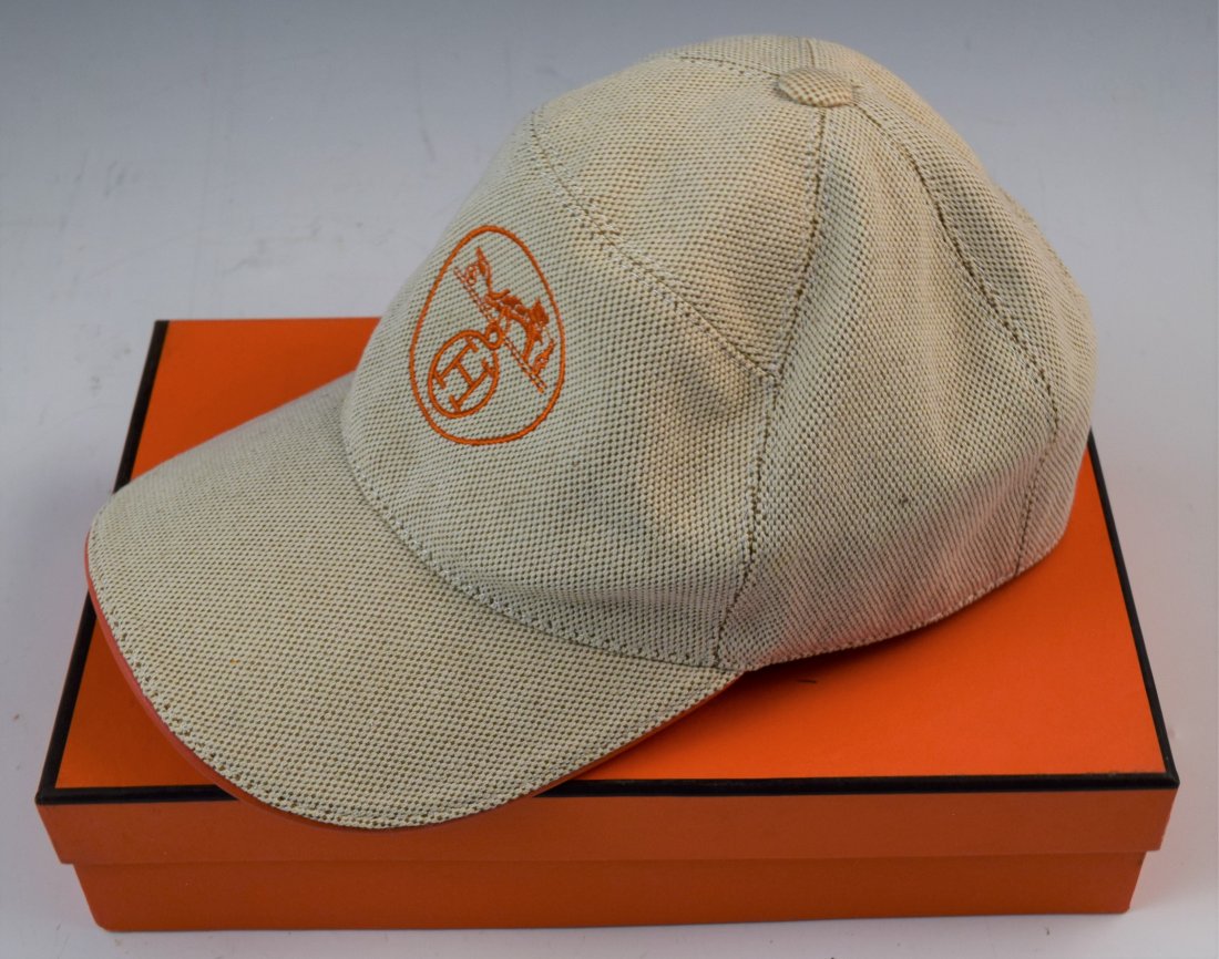 Hermes Cap w/box): HERMES (PARIS) Cap, Hermes w/box