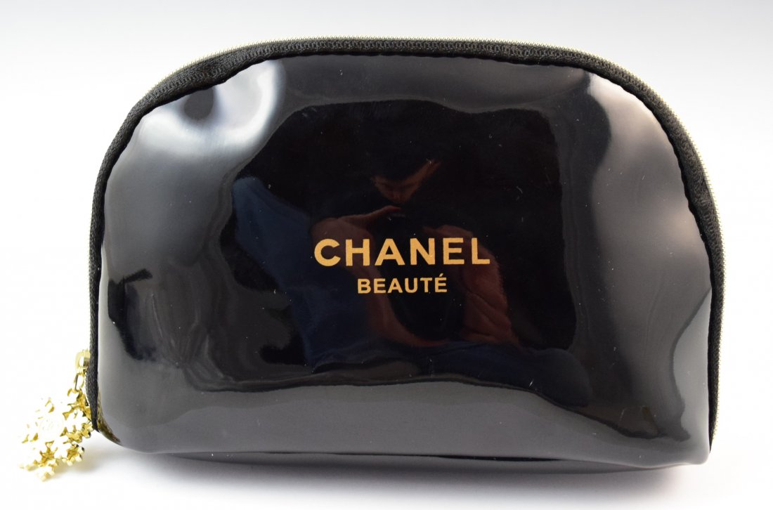Chanel Makeup Pouch (1 of 2)