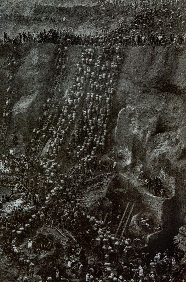 Sebastiao Salgado - Goldmine Serra Pelada, Brazil, 1986 (1 of 1)