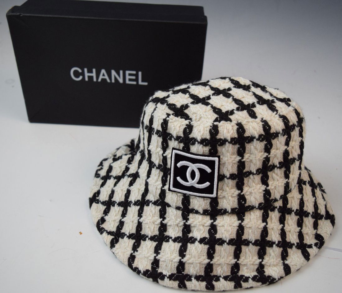 Chanel Knitted Tweed Ladies Hat (1 of 6)