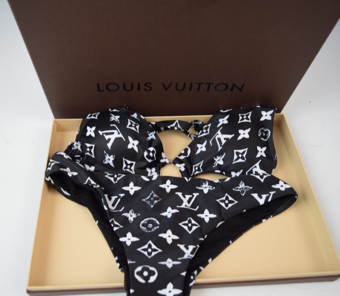 Louis Vuitton Black LV Swimwear Bikini Set (1 of 6)