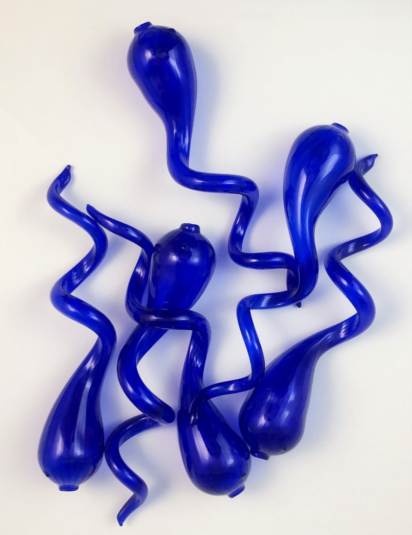 Attrib. to Dale Chihuly Chandelier Blown Glass (6): ATTRIBUTED TO DALE CHIHULY (B. 1941) Grouping of 6 deep blue chandelier blown glass pieces; each: 12"