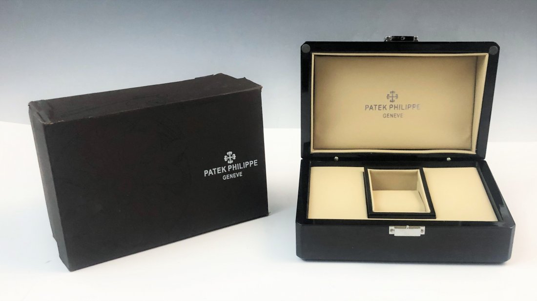 Wood Watch Storage Box marked Patek Philippe (1 of 7)