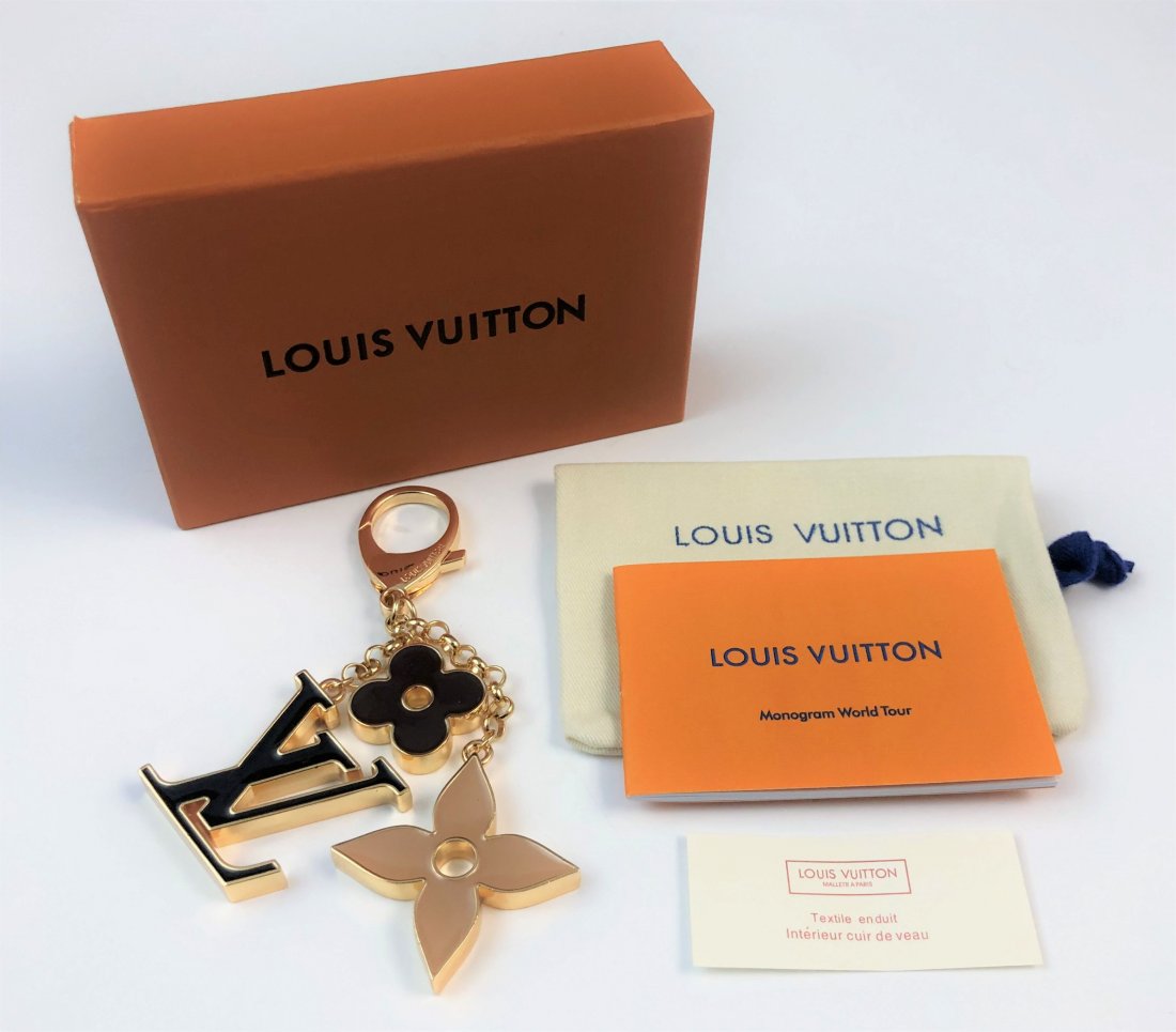 Louis Vuitton Fleur de Monogram Gold Tone Keychain (1 of 3)