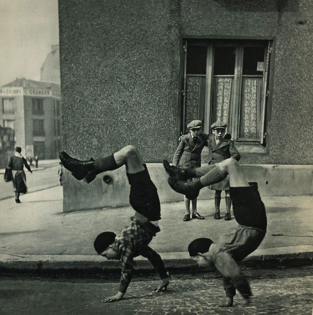 Robert Doisneau -  Les Freres, Rue du Docteur Lecene (1 of 1)