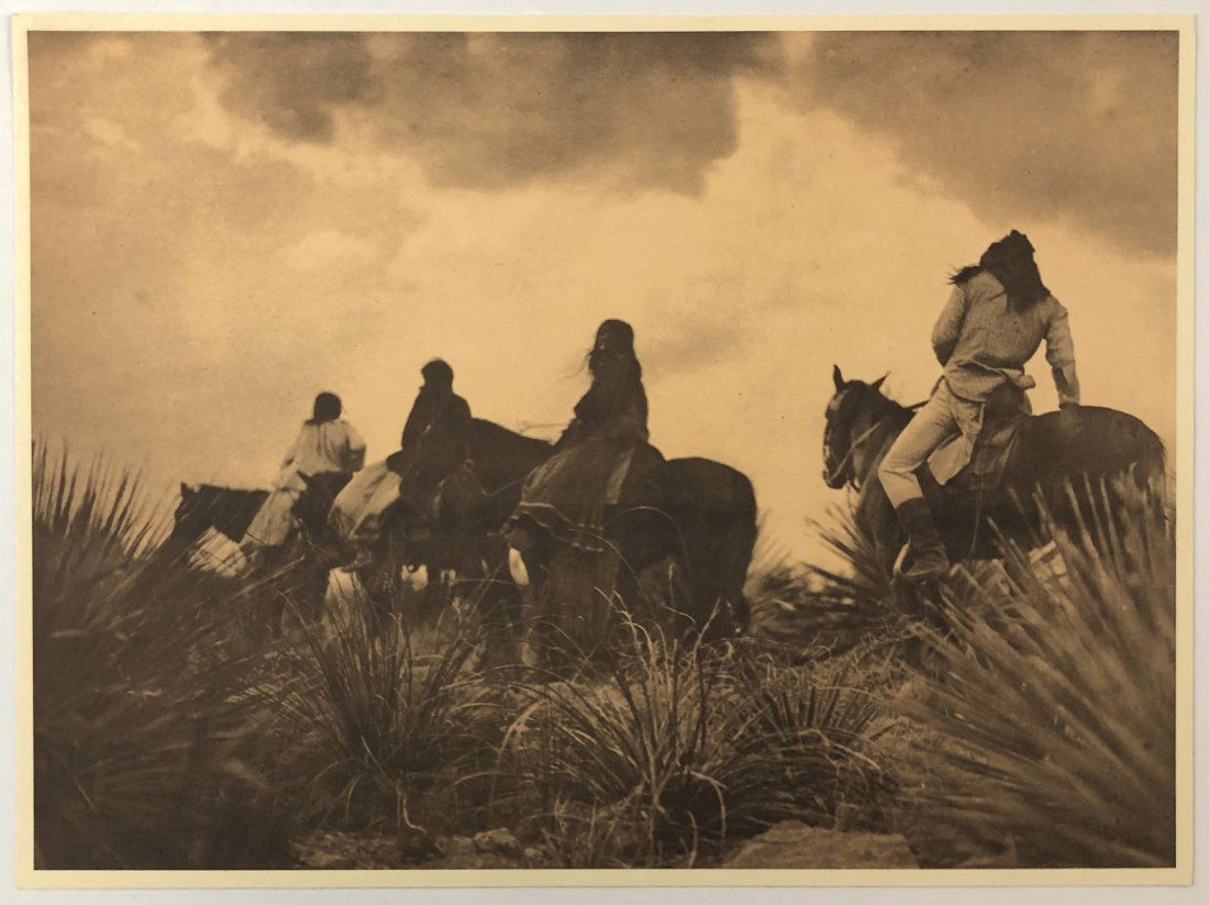 Edward Curtis - Apache Before the Storm, 1906 (1 of 1)