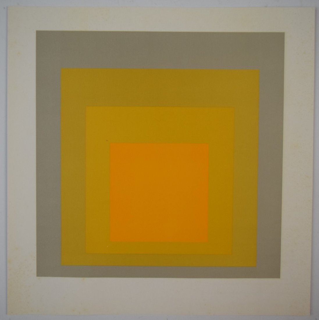 Josef Albers - Homage to the Square 1971 (1 of 1)