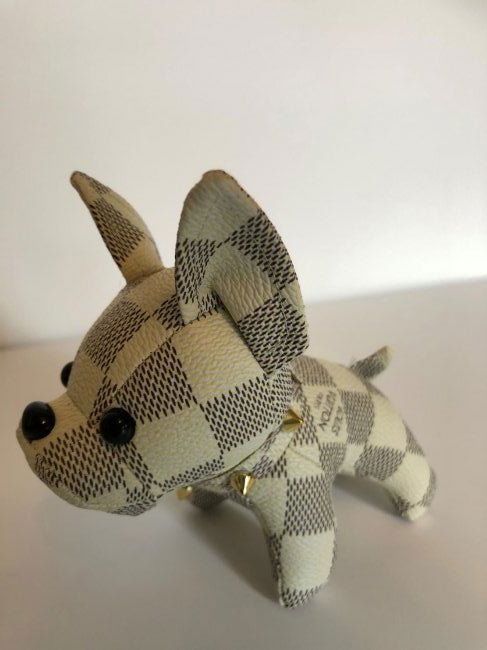 LV Dog Keychain (1 of 6)