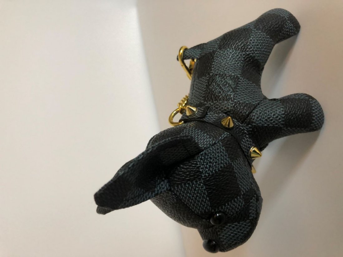 LV Dog Keychain (1 of 6)