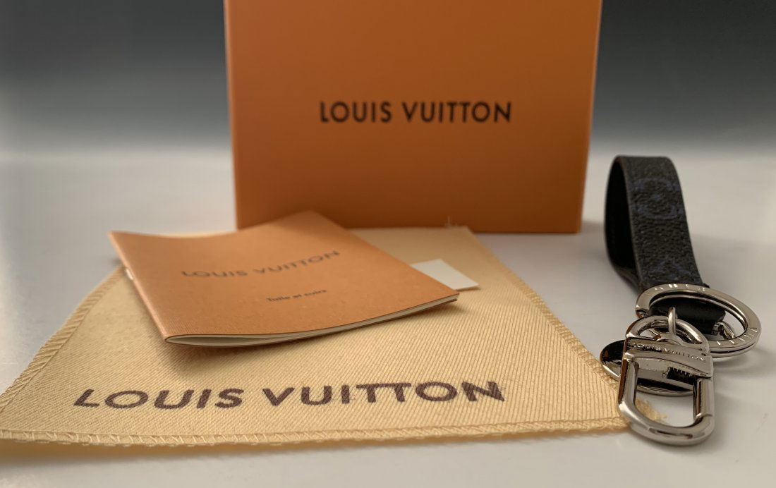 Louis Vuitton Keychain (1 of 5)