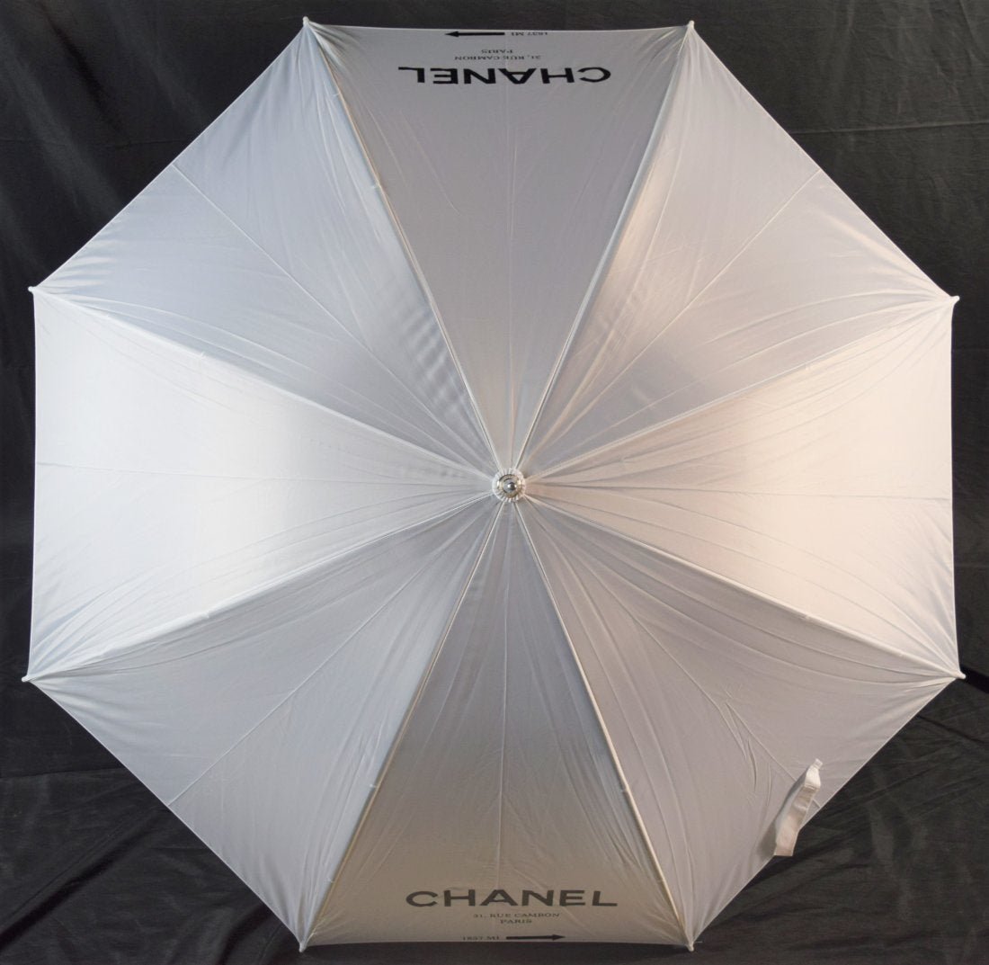 Chanel Full Size Umbrella (1 of 4)