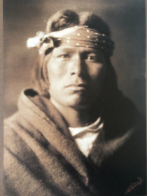 Edward Curtis - Solfon, 1904 (1 of 1)