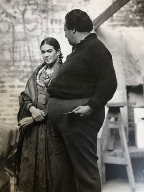 Edward Weston - Diego Rivera and Frida Kahlo, 1930: EDWARD WESTON (B.1886-1958) Diego Rivera and Frida Kahlo, 1930 Photo-Litho 9.5" x 7"