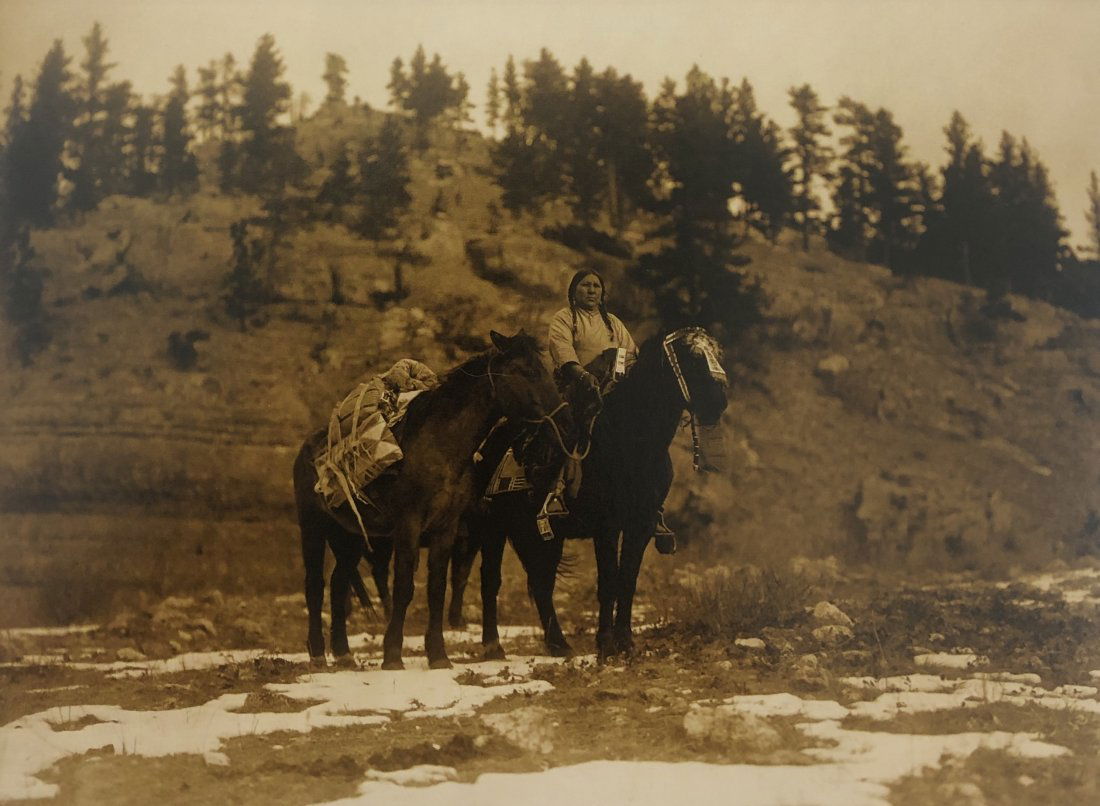 Edward Curtis - Apsaroke woman on horseback, 1908 (1 of 1)