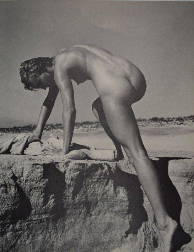 Andre de Dienes - Nude: ANDRE DE DIENES (1913-1985) Nude Photo-litho c.1964 Printed in Great Britain 10 3/4" x 8 1/4"