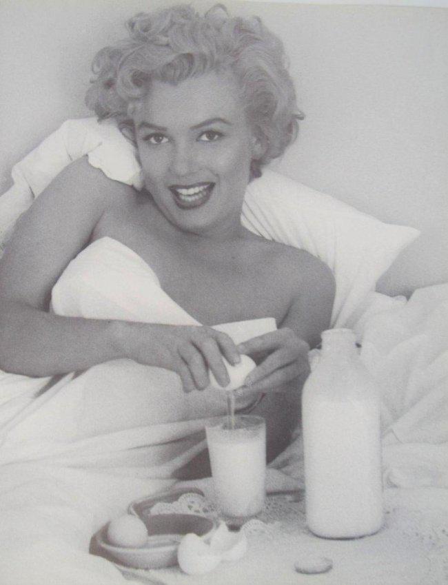 Andre de Dienes - Marilyn Monroe with Milk: ANDRE DE DIENES (1913-1985) Marilyn Monroe with Milk Photogravure c.1985 Printed in America 12" x 9 1/2"
