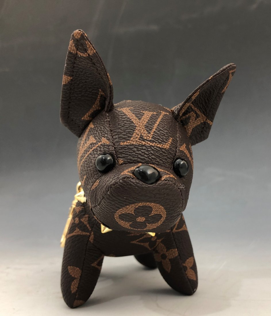 LV Dog Keychain: LV Dog Keychain