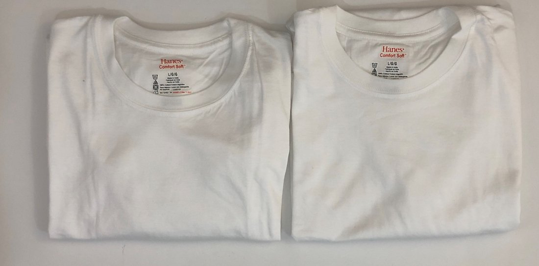 Lot of 2 Supreme T-Shirts (Large): SUPREME T-shirts, size: large, issued by Supreme (brand new)