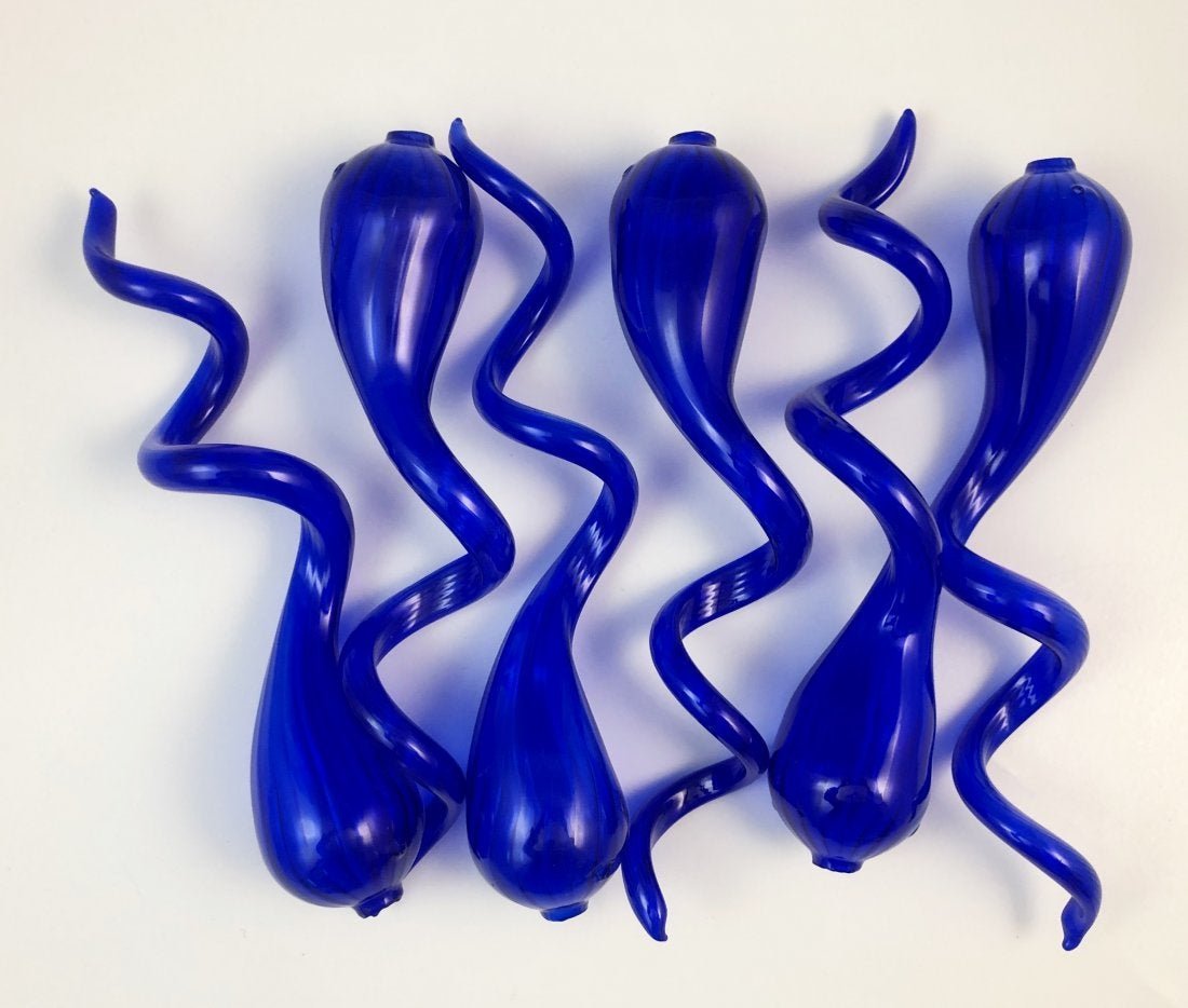 Attrib. to Dale Chihuly Chandelier Blown Glass (6): ATTRIBUTED TO DALE CHIHULY (B. 1941) Grouping of 6 deep blue chandelier blown glass pieces; each: 12"