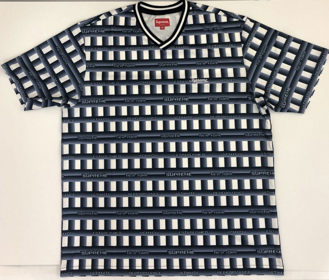 Supreme Grid Soccer Jersey Navy: SUPREME Grid soccer jersey (Navy, size:medium) issued by Supreme (brand new)