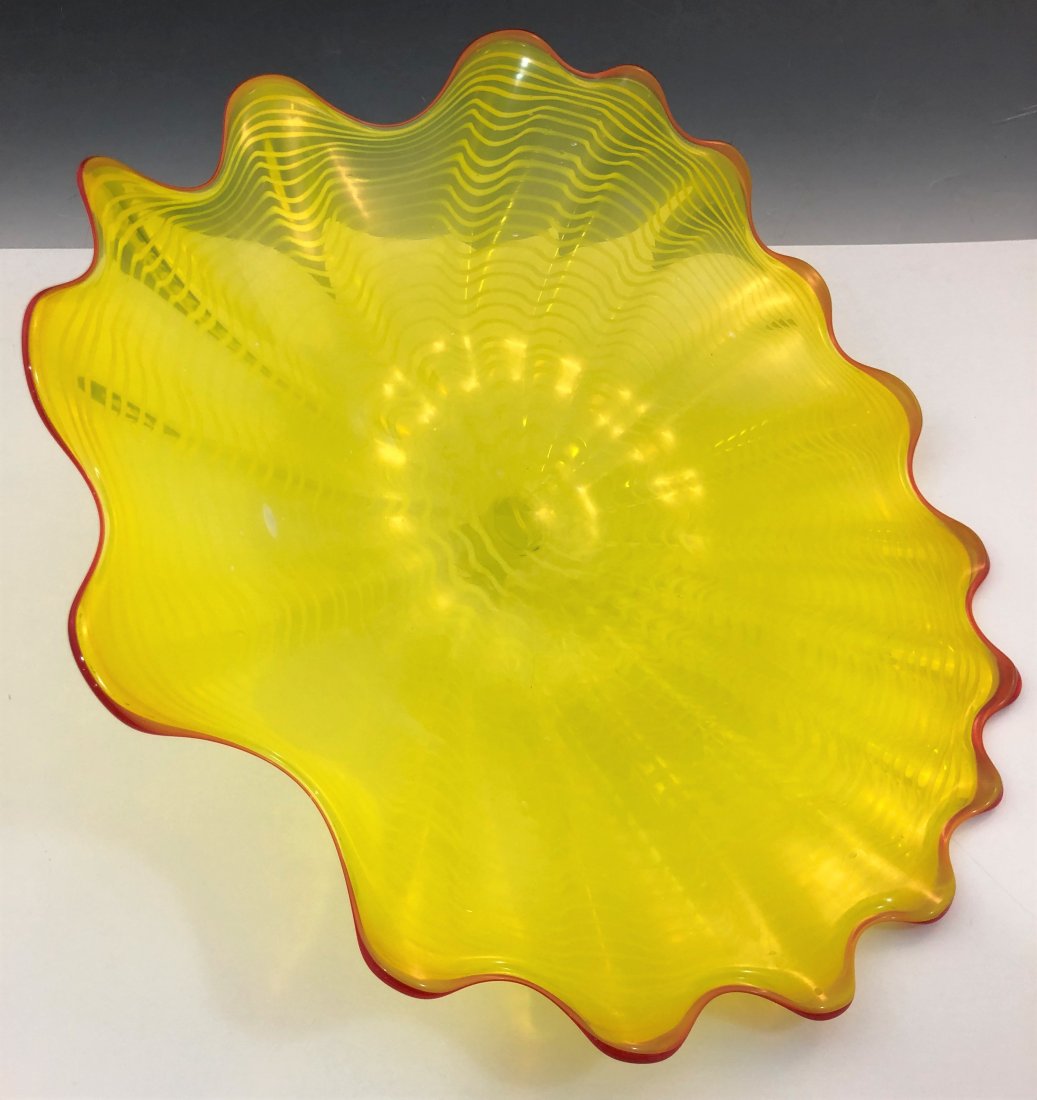 Attributed to Dale Chihuly Sea Form Persian Glass: ATTRIBUTED TO DALE CHIHULY (B. 1941) Yellow Sea Form, Persian Series 18" in total size Provenance: Jim Reynolds Collection, Seattle, Washington