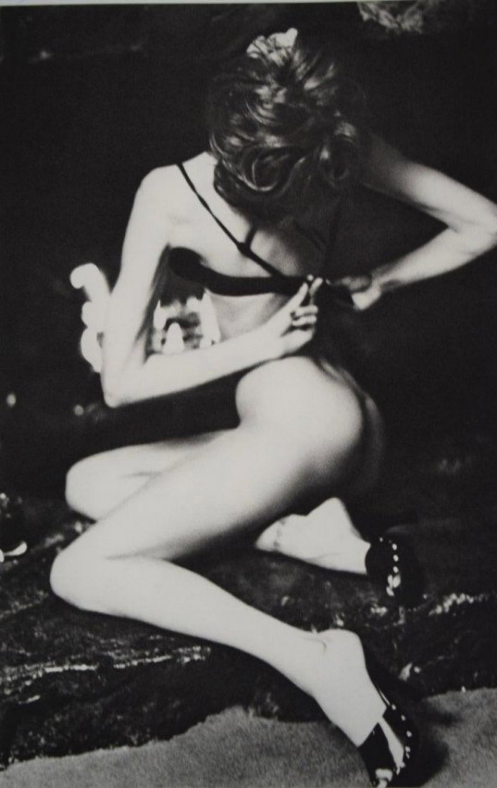 Ellen Von Unwerth - Stephanie Seymour: ELLEN VON UNWERTH B. 1954 Stephanie Seymour Sheet-fed gravure c. 1994 Printed in Japan 14" x 9"