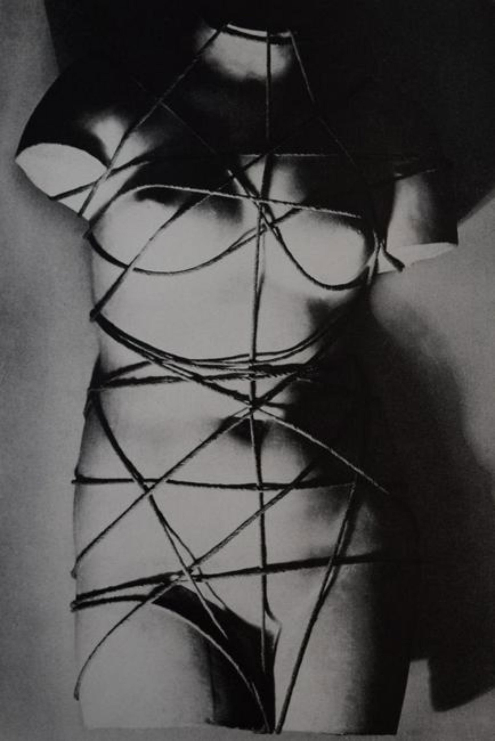 Man Ray - Venus restauree, 1936: MAN RAY (1890-1976) Venus restauree, 1936 Sheet-fed gravure 10 3/8" x 7"