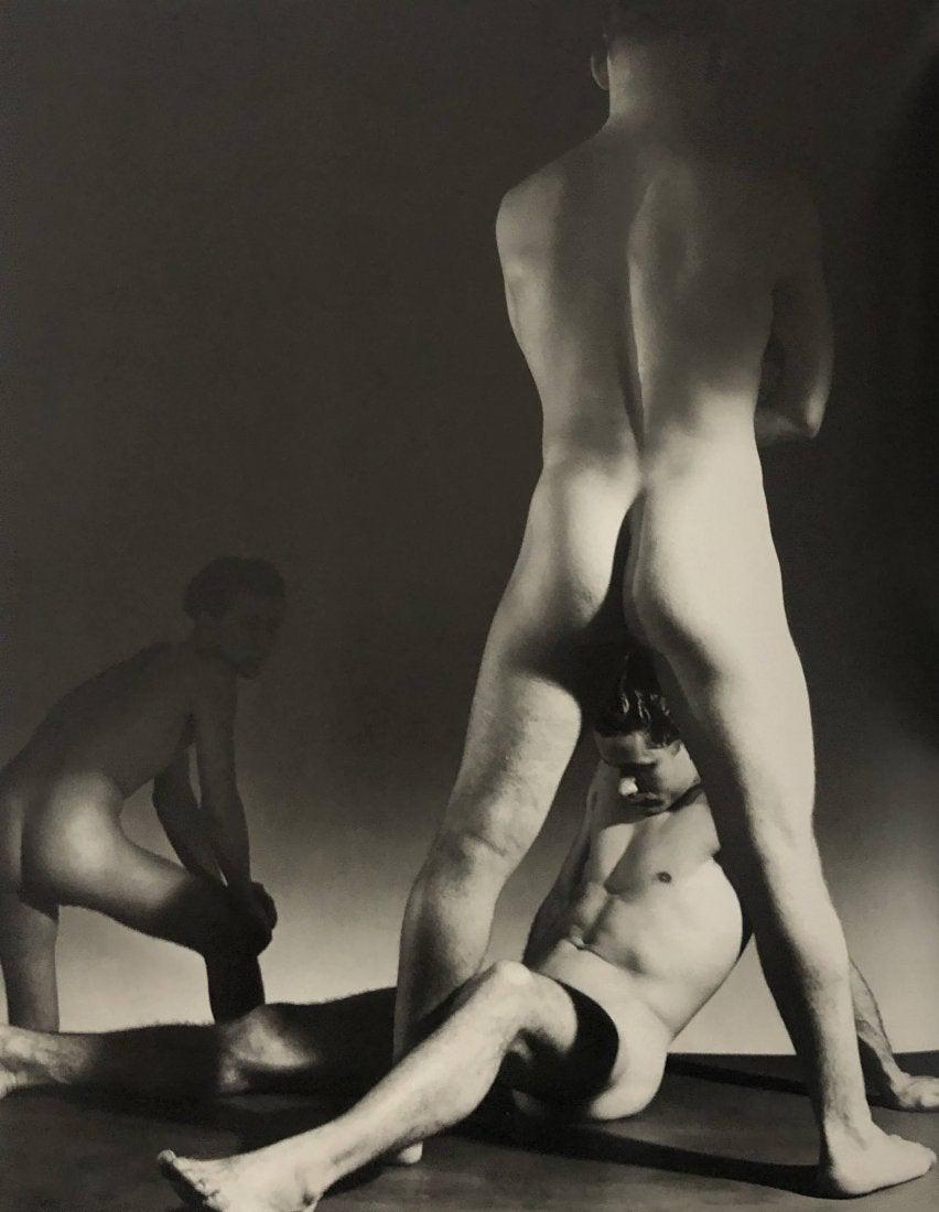 George Platt Lynes - Untitled, ca. 1941: GEORGE PLATT LYNES (B.1907) Untitled (with Bradbury Ball), ca. 1941 Photo-litho 11" x 9"