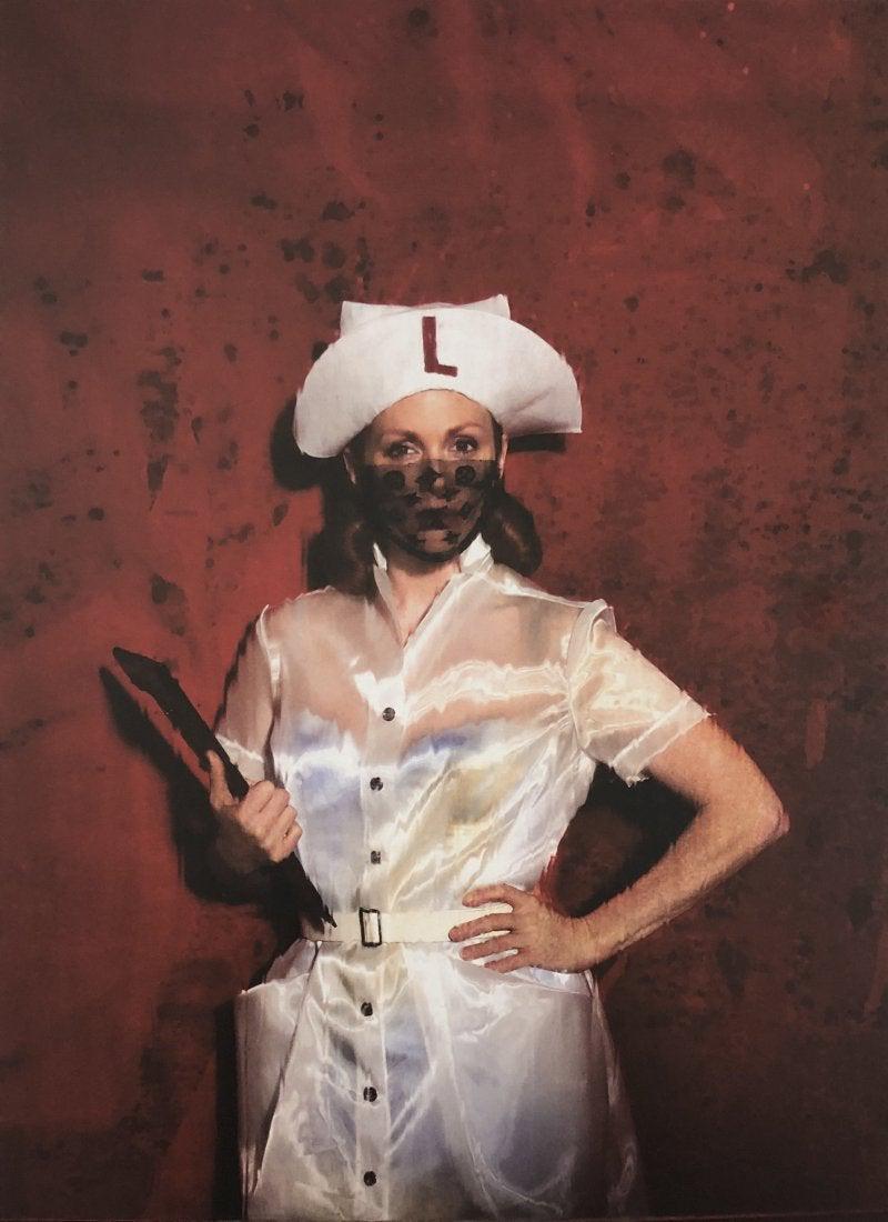 Peter Lindbergh - Julianne Moore, LA, 2008 Photo-Litho: PETER LINDBERGH (1944-2019) Julianne Moore, Los Angeles, 2008 (Harper's Bazaar) Photo-Litho 9 7/8" x 7 1/4"