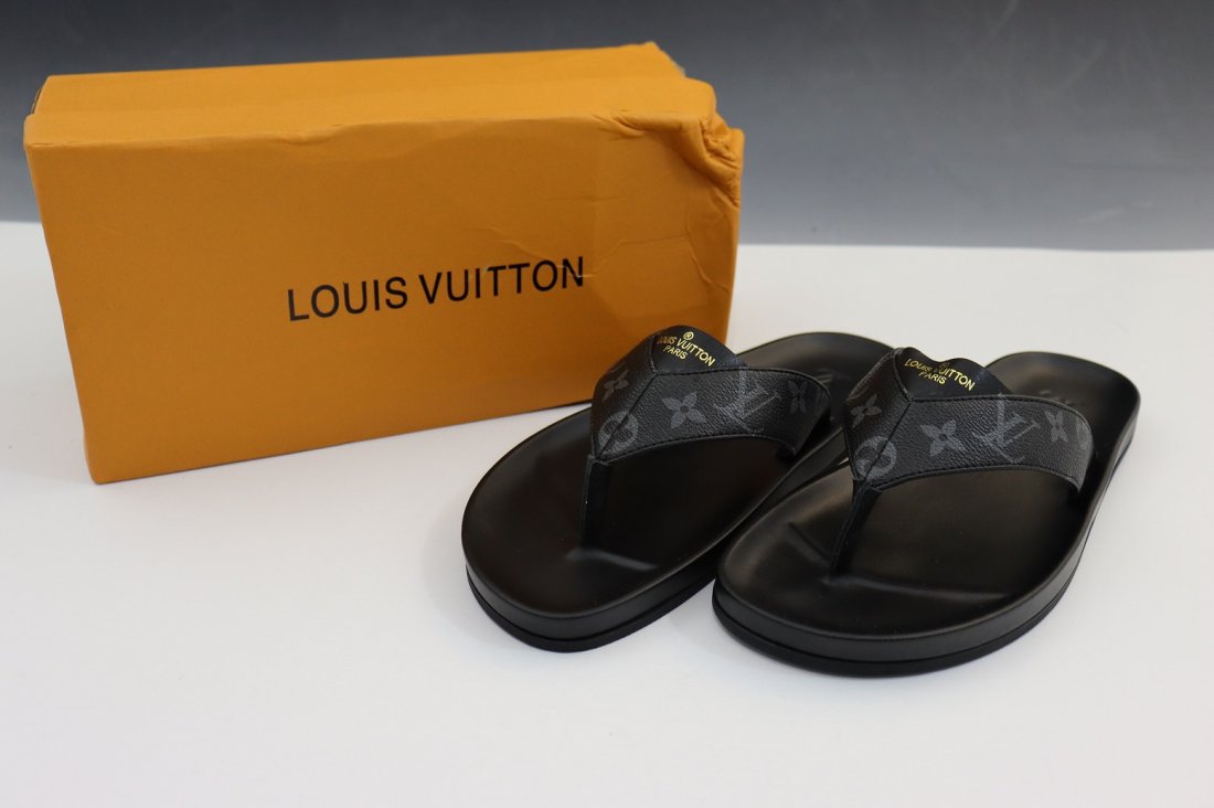Louis Vuitton Mens Sandals: LOUIS VUITTON (PARIS) Sandals issued by Louis Vuitton for men