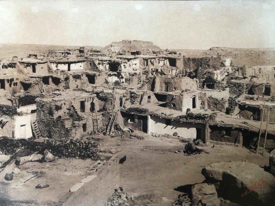 Edward Curtis - Mishongnovi, 1900 (1 of 1)