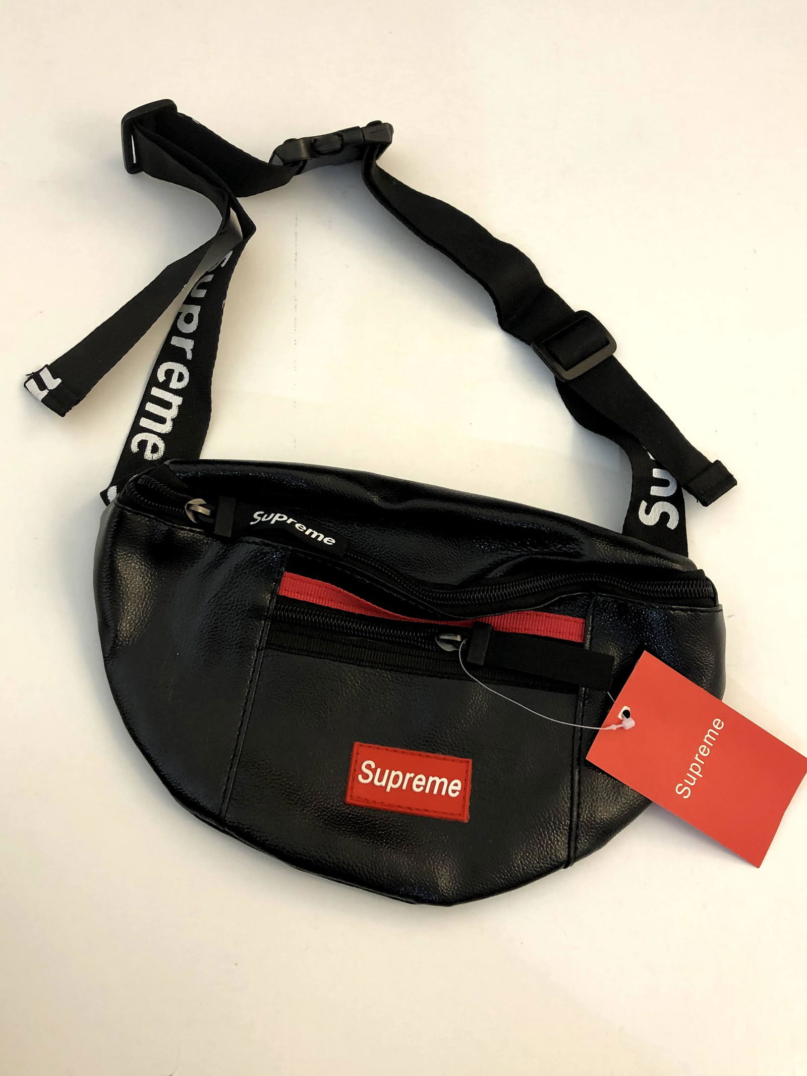 Supreme Fanny Pack (Black): SUPREME (AMERICAN) Fanny pack issued by Supreme