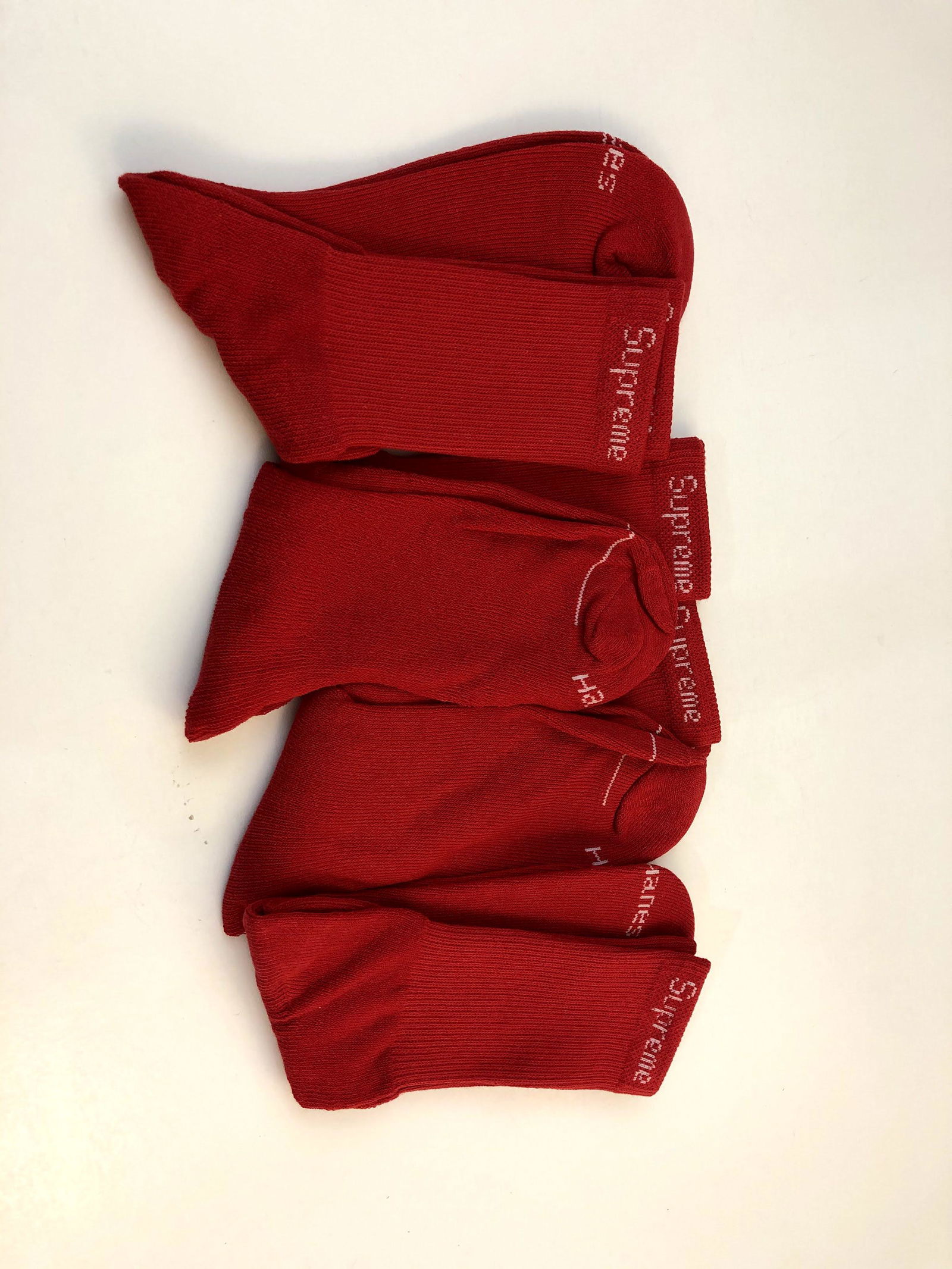 Supreme Socks (3 Pairs): SUPREME (AMERICAN) Socks issued by Supreme with box