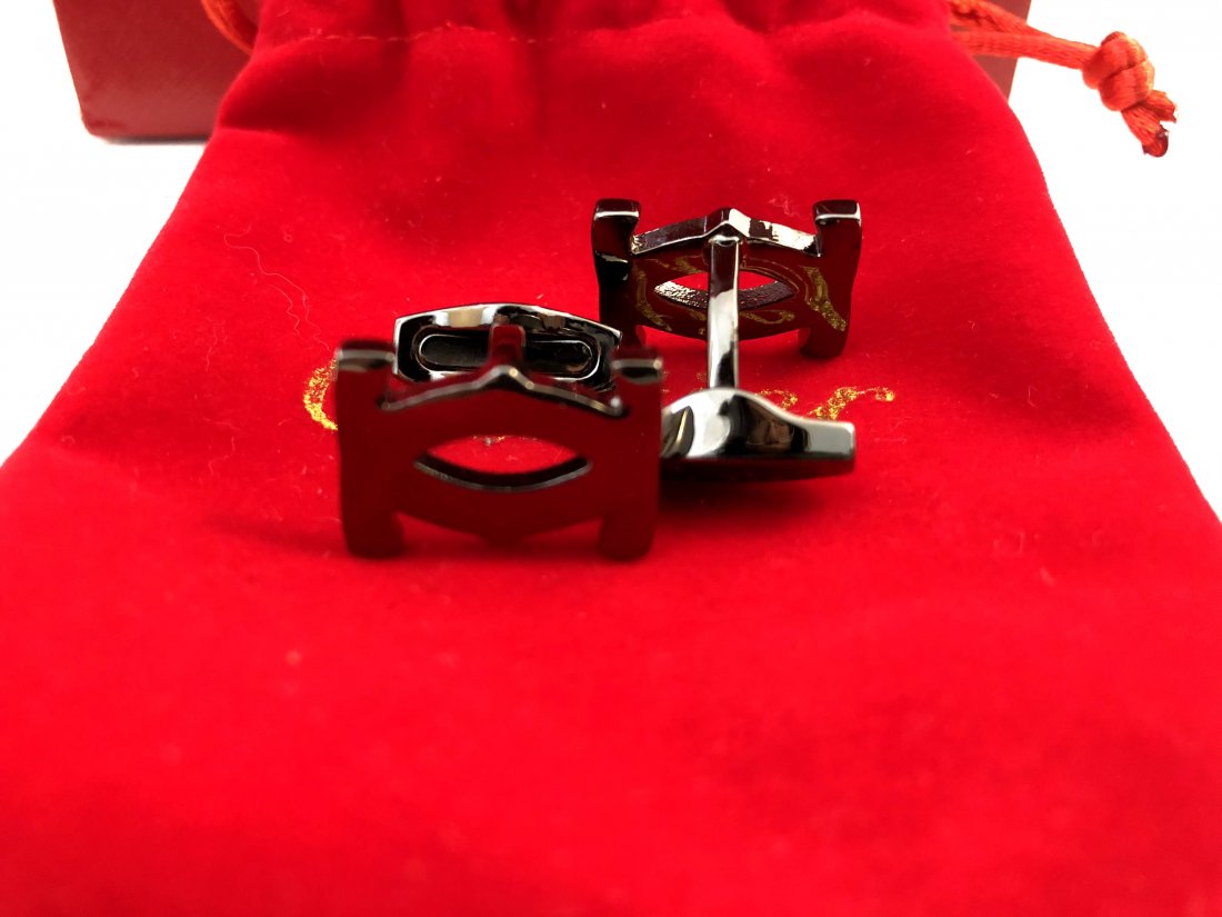 Cartier Cufflinks: CARTIER (PARIS) Cufflinks issued by Cartier