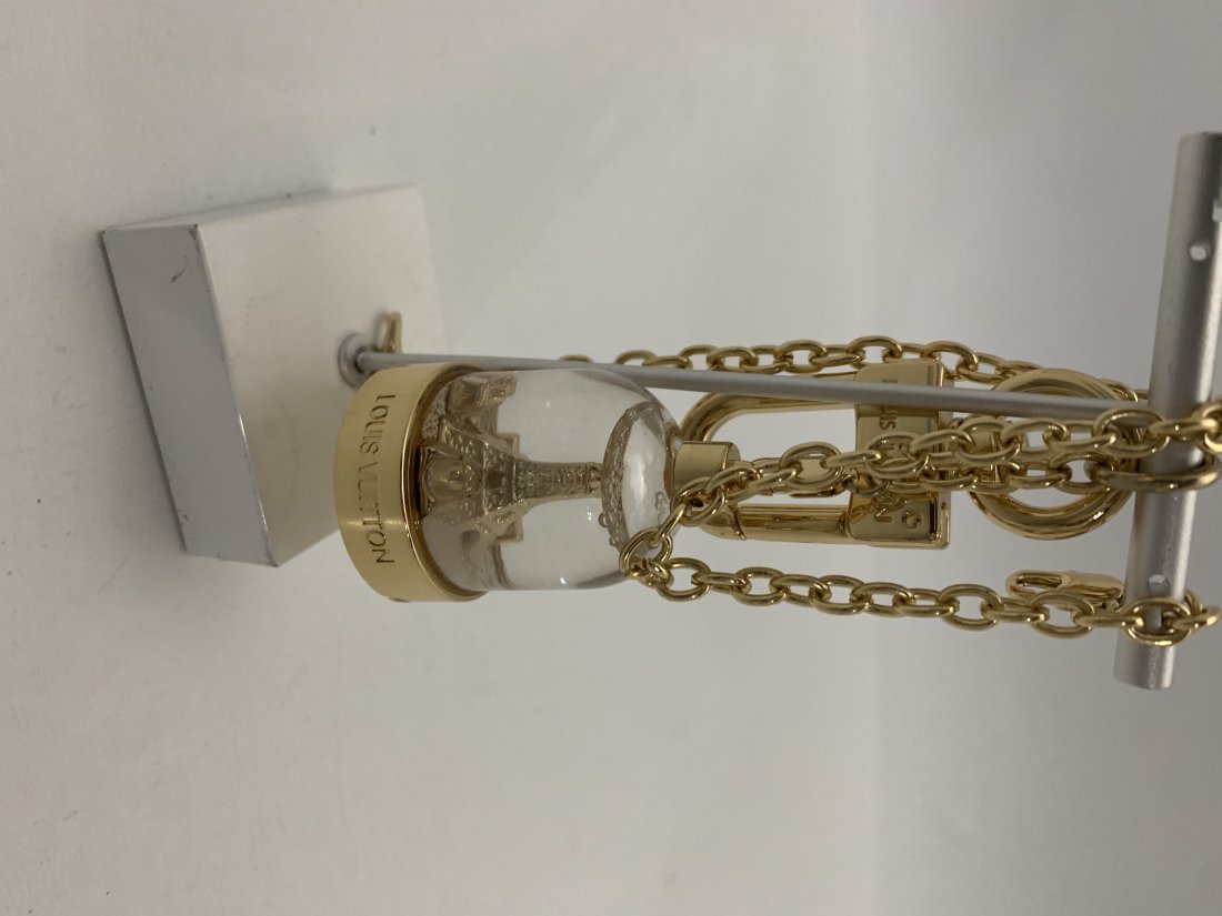Snow Globe Keychain: Snow Globe Keychain.