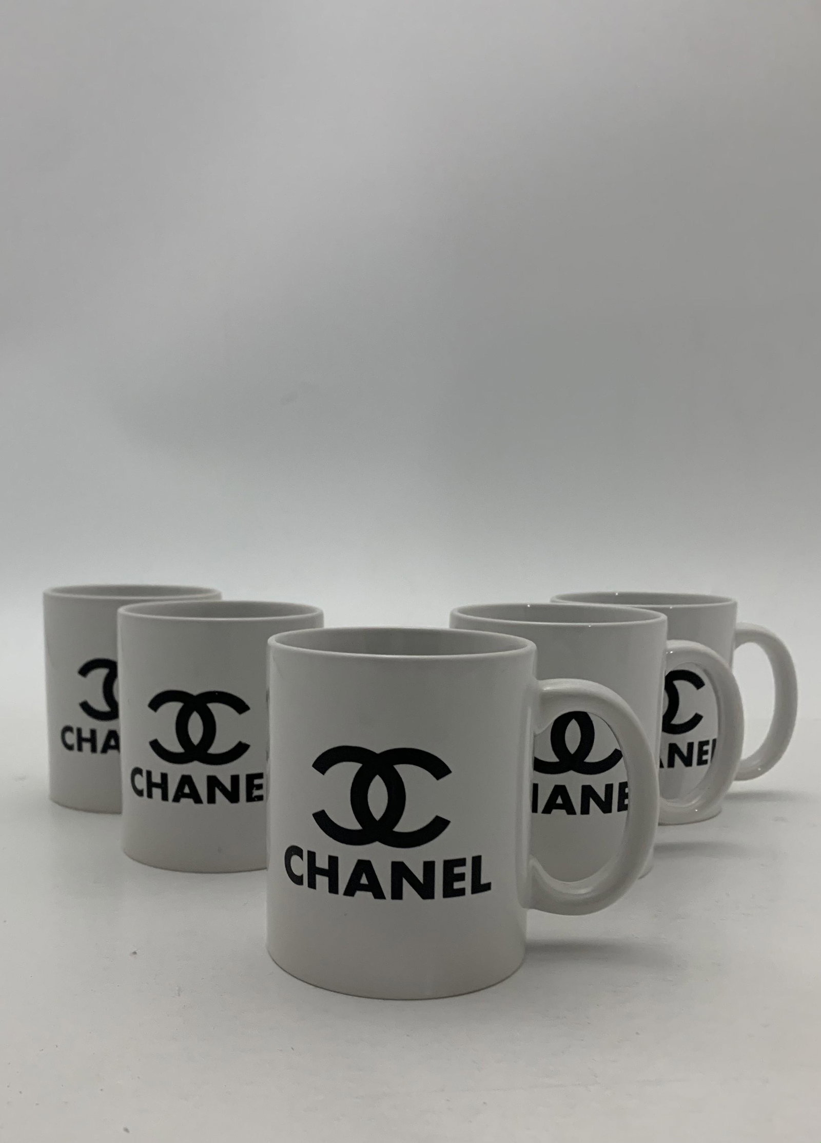 Cups: Cups. Grouping of (5)