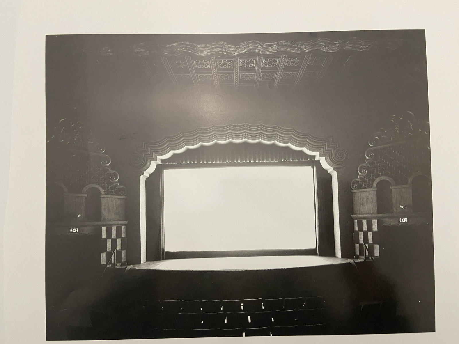 Hiroshi Sugimoto La Paloma Encinitas Print: Hiroshi Sugimoto La Paloma Encinitas Print Measures 9.5 x 7.5 inches