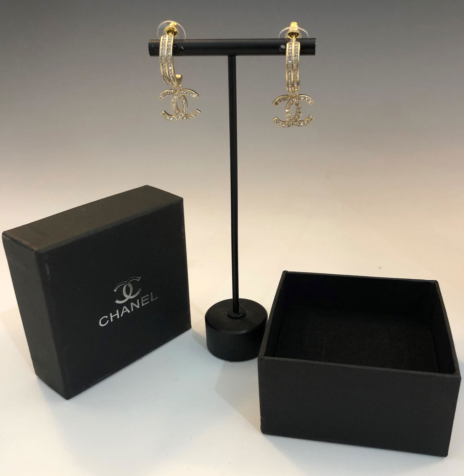 Ladies Chanel Black Earrings (1 of 3)