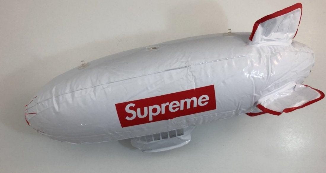 Supreme Inflatable Blimp White (1 of 4)