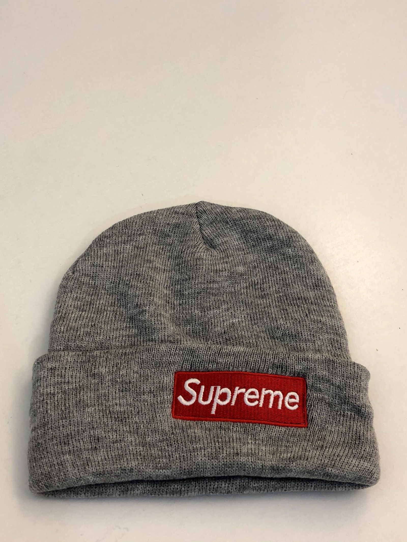 Supreme Winter Beanie Cap (1 of 3)