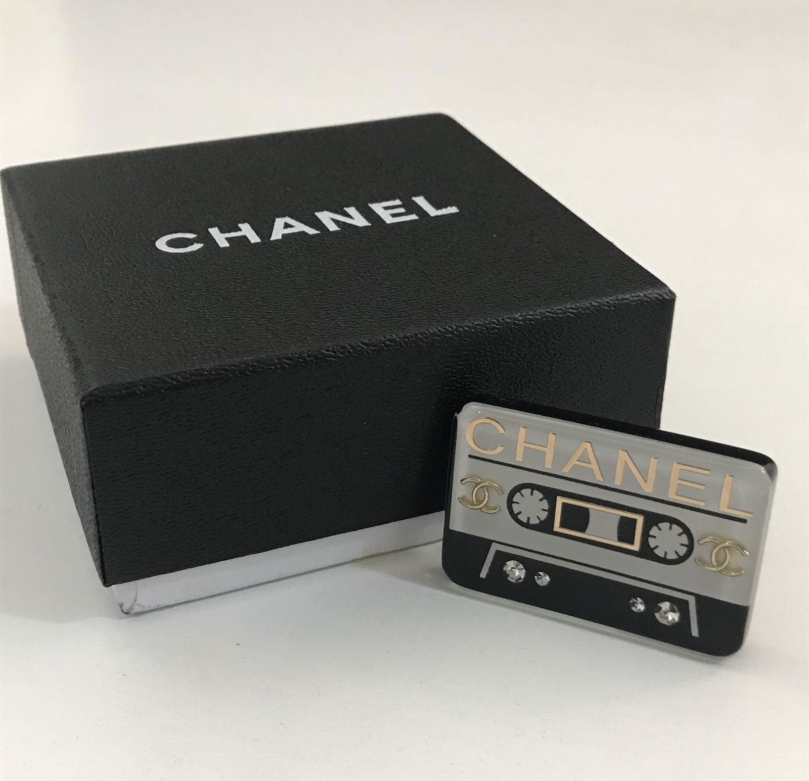 Chanel Brooch (1 of 5)