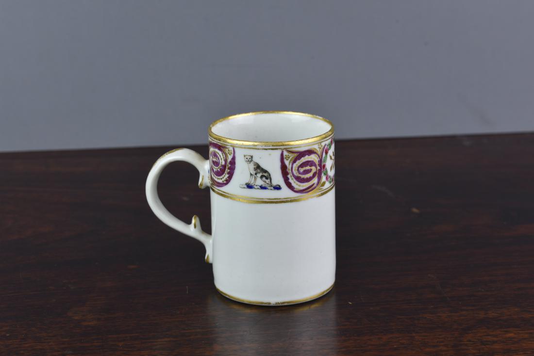 FINE CHINESE EXPORT ARMORIAL MUG ARMS OF GILLESPIE (1 of 6)