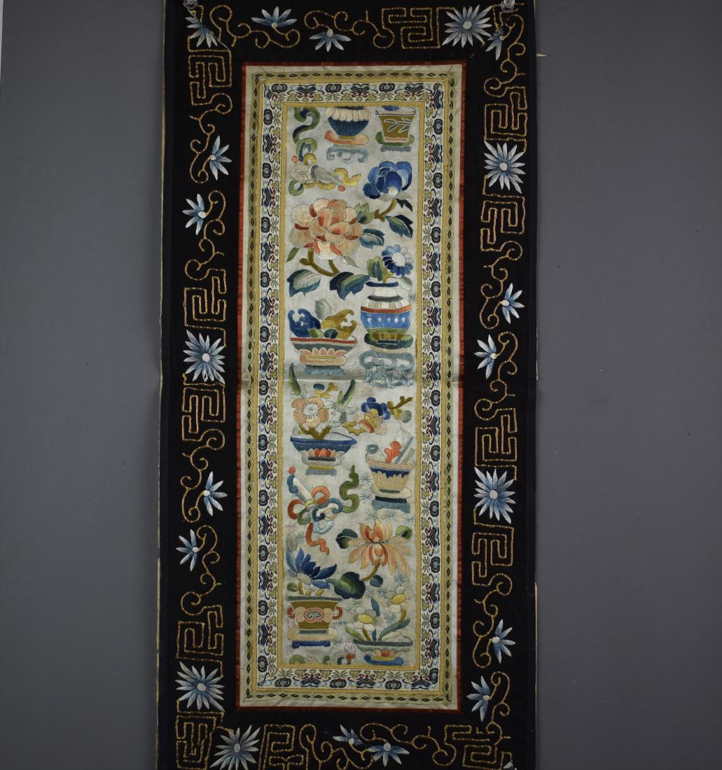 CHINESE QING DYNASTY EMBROIDERED TEXTILE SLEEVE (1 of 4)